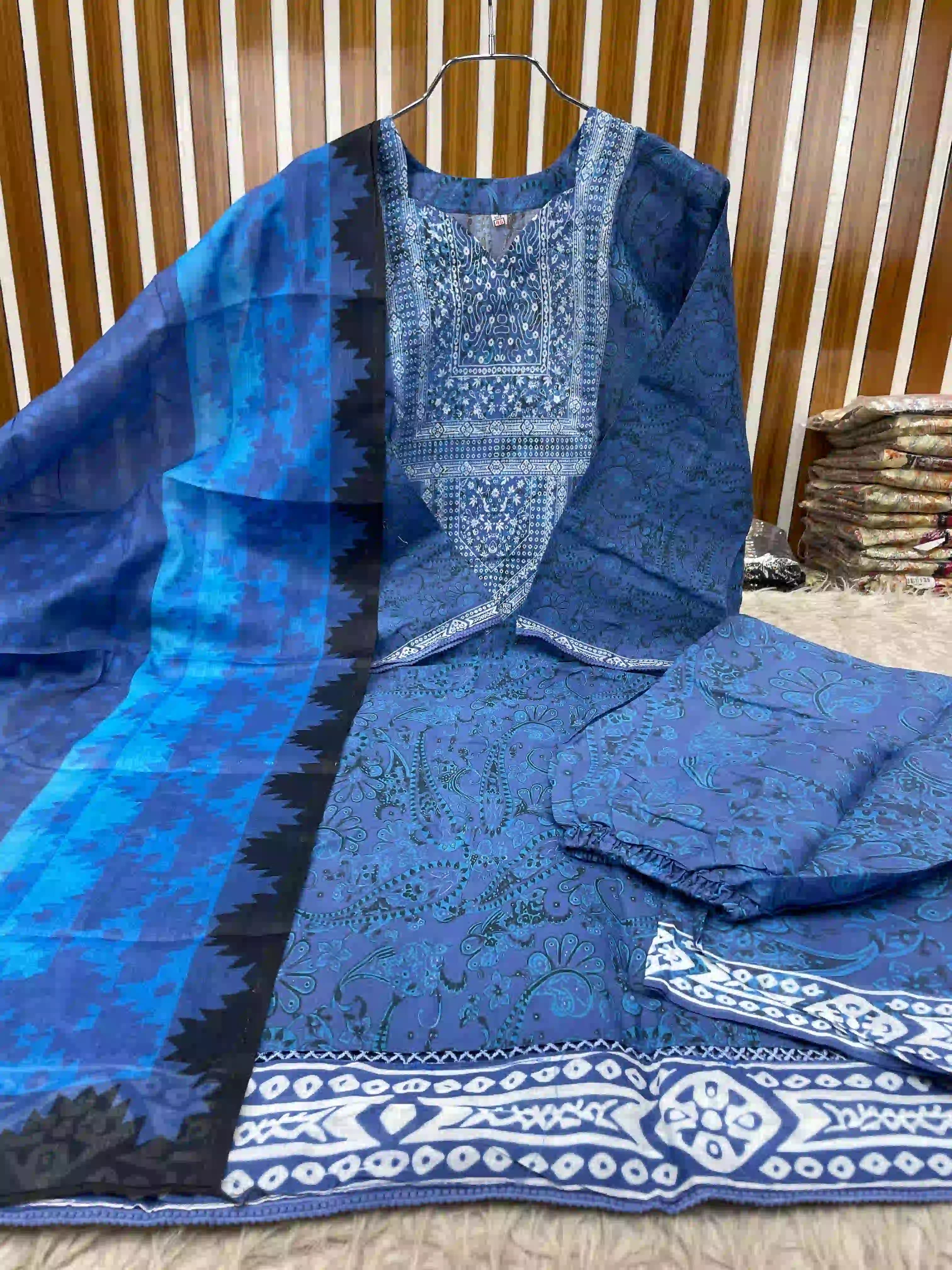 Niloy Nakshi