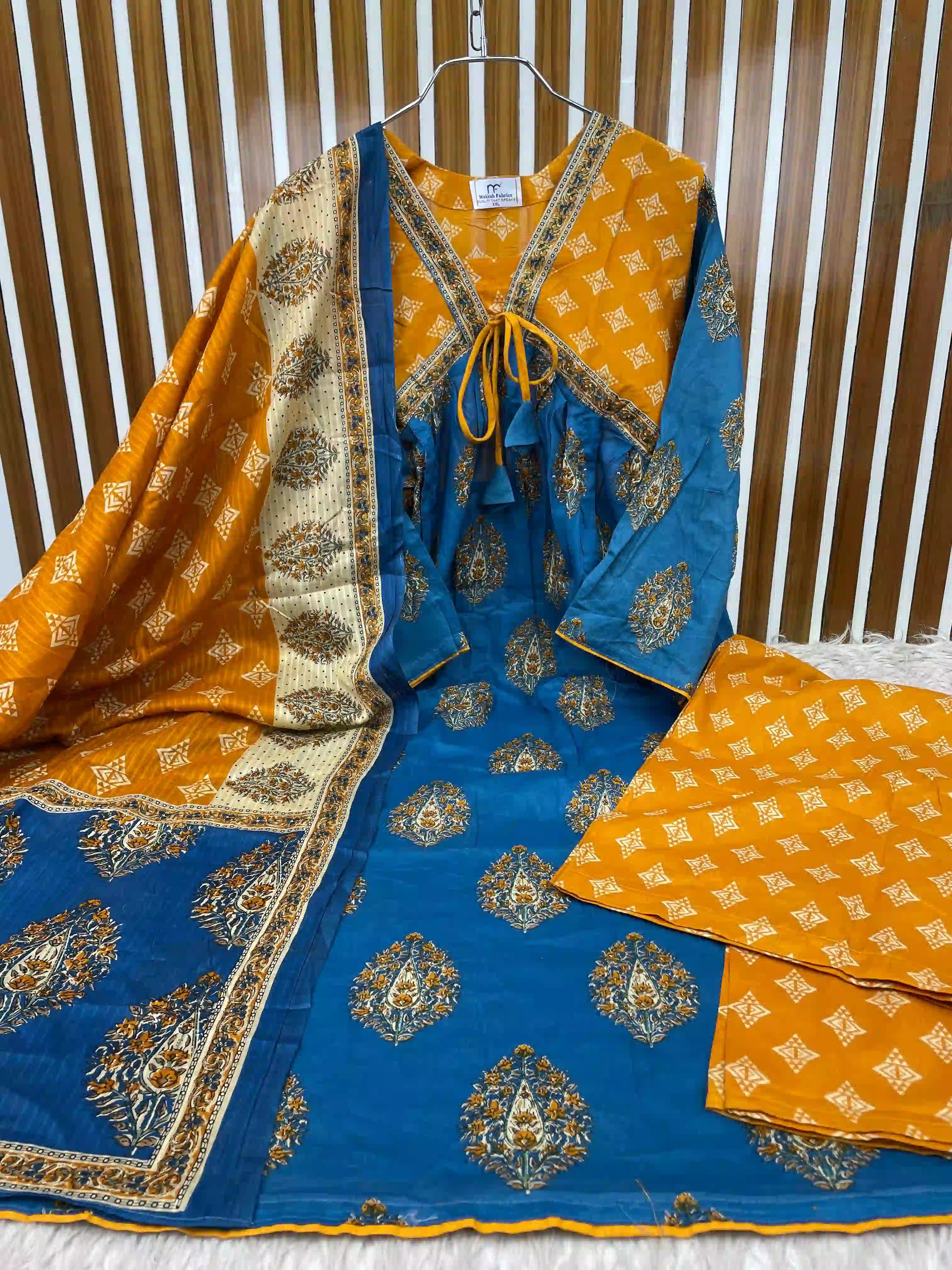 Nakshi Goyna Maternity