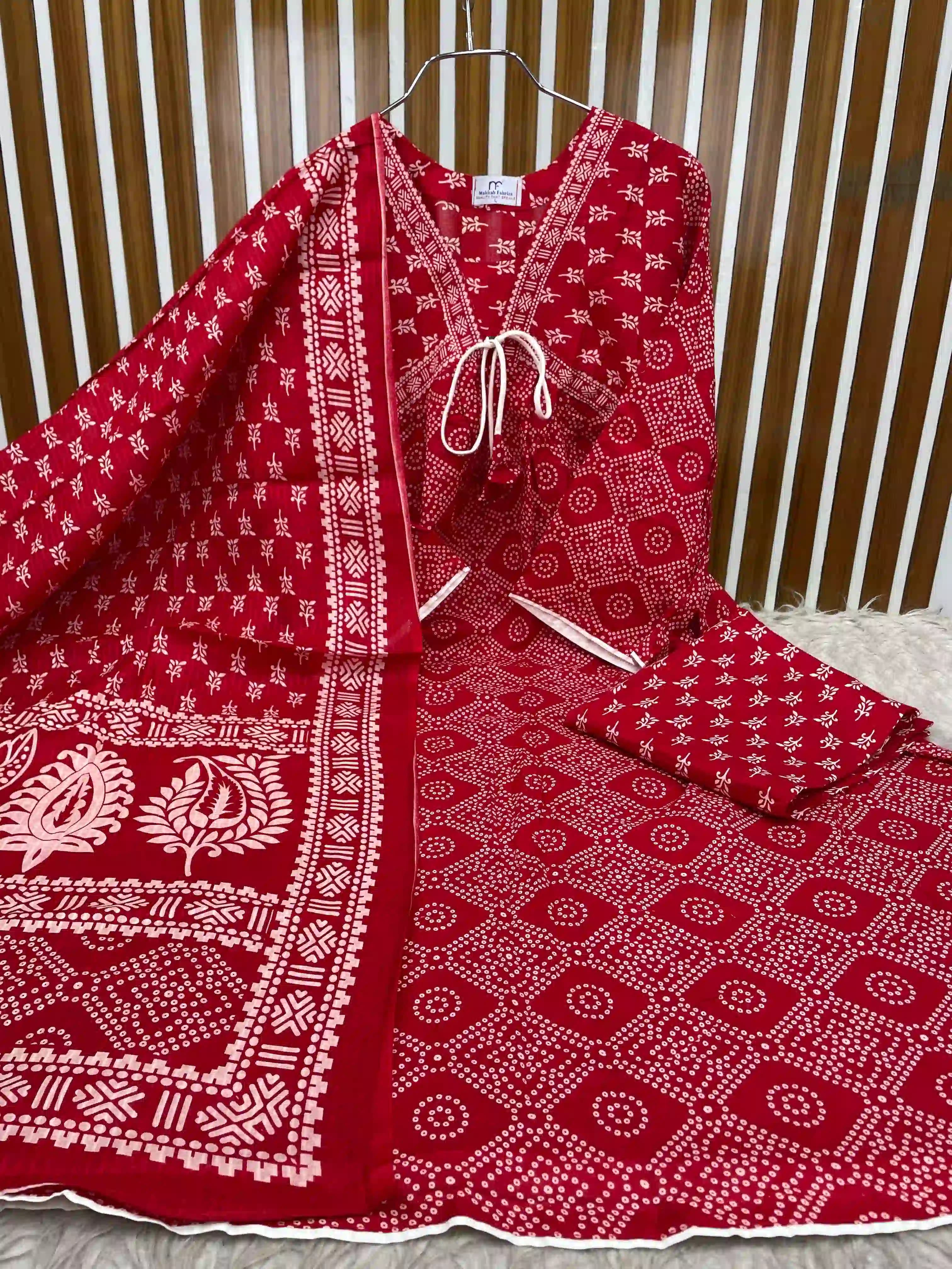 Chunri Maternity